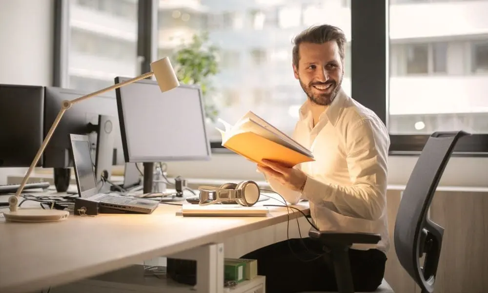 commercial lending broker